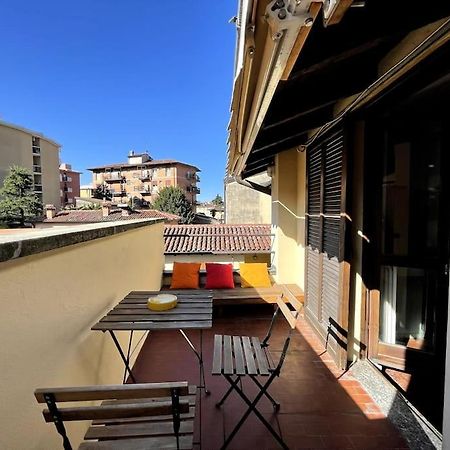 Grande Appartamento In Area Storica Di Bergamo Buitenkant foto